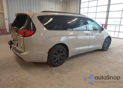 2019 Chrysler Pacifica Hybrid Limited from USA, damaged, VIN 2C4RC1N77KR605443